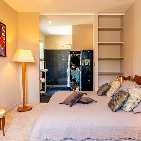 Palais Aoma, Particulier De Luxe En Provence Guest house 2*